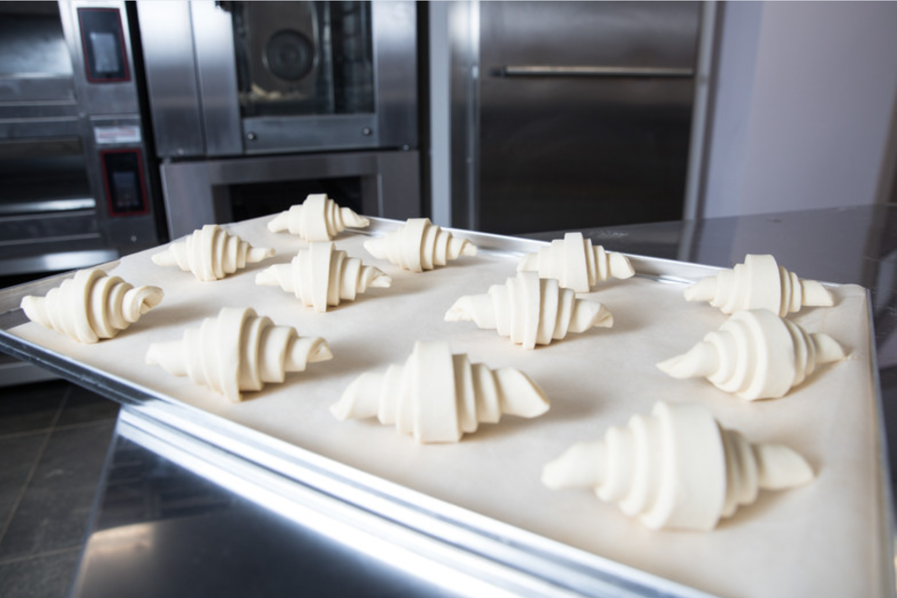 Freshly baked croissants — Richwood Taiwan frozen dough ODM